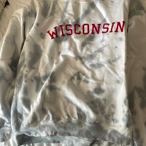 Wisconsin Gildan Crew neck